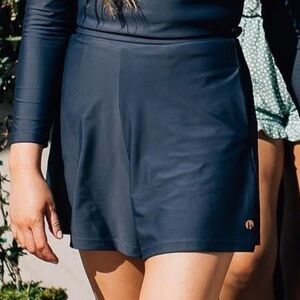 HONEY MARK WOMEN’S SWIM SHORTS NWT HONEYMARK WOMENS SWIM SALTY